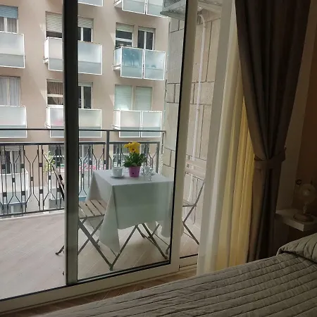 Bed and Breakfast Antichi Soffitti CTA Exterior foto